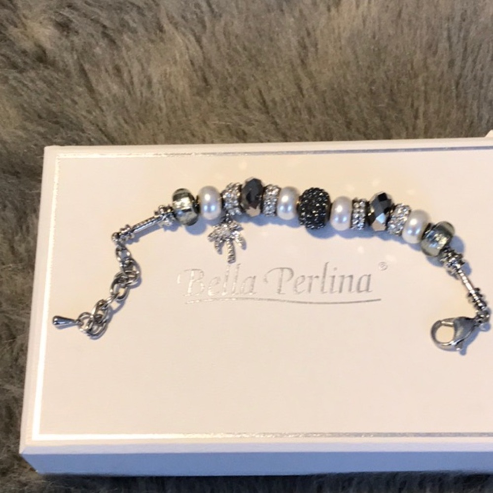 Bella perlina palm tree theme bracelet